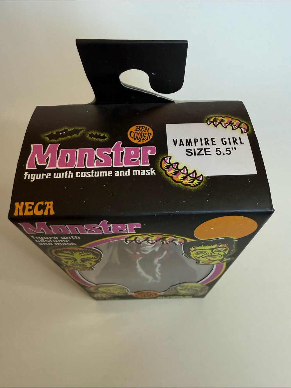 NECA * BEN COOPER Monster Series 1 * GLOW IN THE DARK VAMPIRE GIRL * NIB - Picture 3 of 5